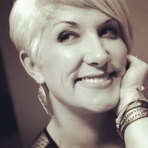 Meet your Posher, Melissa n james